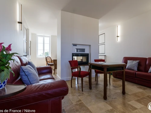 Gîte Cercy-la-Tour, 8 pièces, 14 personnes - photo_1011695358210