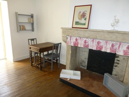 Gîte Ancy-le-Franc, 3 pièces, 4 personnes - photo_1011695362058