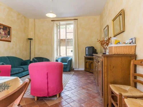 Gite Saint-Aubin-des-Chaumes, 4 bedrooms, 8 persons - photo_1011695377438