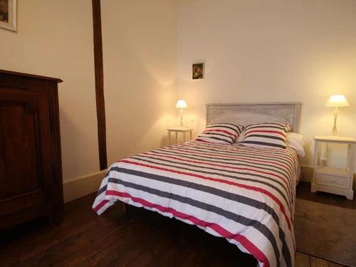 Gîte Ancy-le-Franc, 4 pièces, 6 personnes - photo_1011695385057