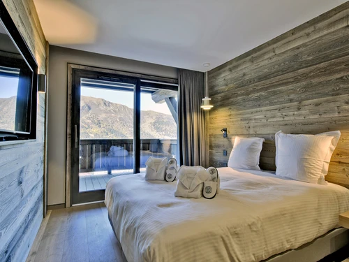 Apartment Méribel, 4 bedrooms, 8 persons - photo_16673723520