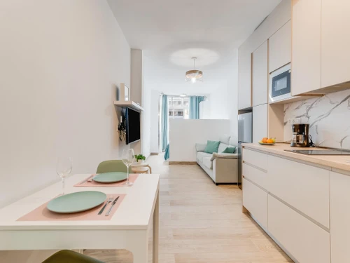 Apartamento Las Palmas de Gran Canaria, 1 dormitorio, 3 personas - photo_1011696555411