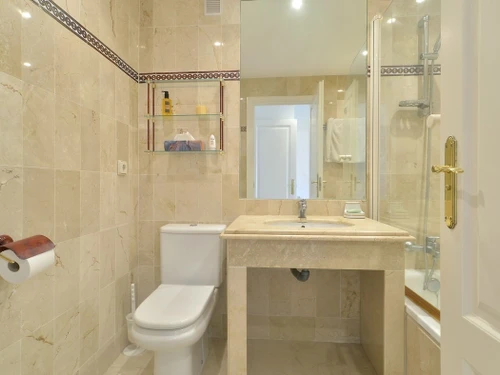 Apartamento Estepona, 3 dormitorios, 6 personas - photo_19081622335