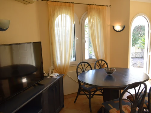 Villa Oliva, 2 dormitorios, 4 personas - photo_1011696795863