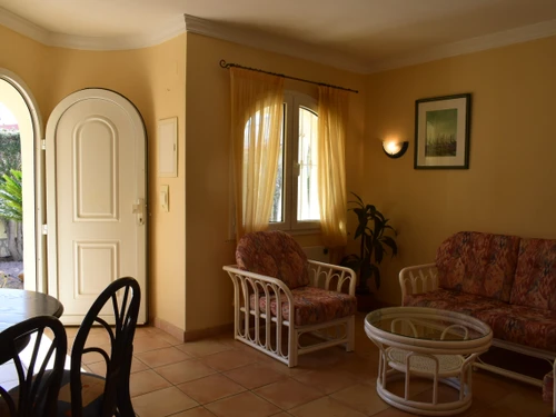 Villa Oliva, 2 dormitorios, 4 personas - photo_1011696795863