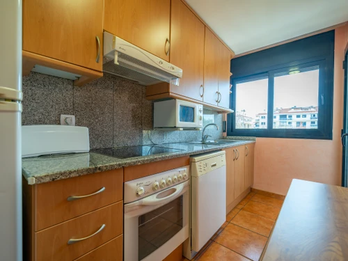 Apartamento Pineda de Mar, 2 dormitorios, 5 personas - photo_18949353011