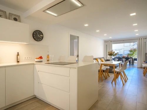 Apartment Alcúdia, 2 bedrooms, 4 persons - photo_1011699479471