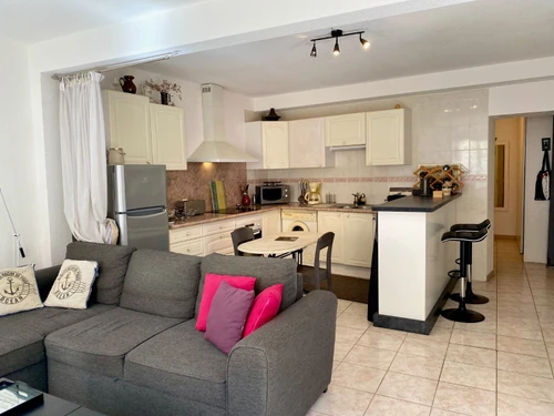 Apartment Mèze, 2 bedrooms, 4 persons - photo_1011554340542