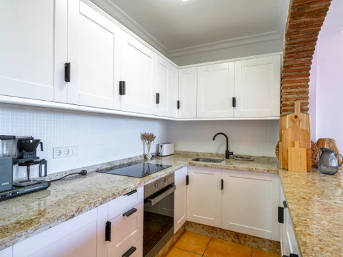 Apartamento Nerja, 2 dormitorios, 4 personas - photo_1011701480529