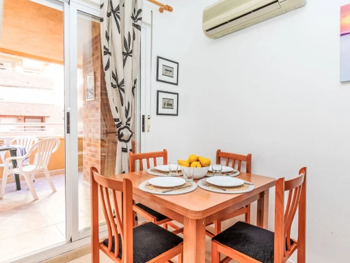 Apartamento Oropesa, 2 dormitorios, 6 personas - photo_1011675147340