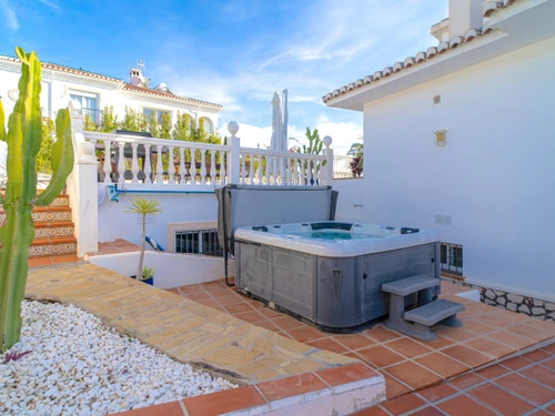 Villa Nerja, 6 pièces, 12 personnes - photo_1011705036293