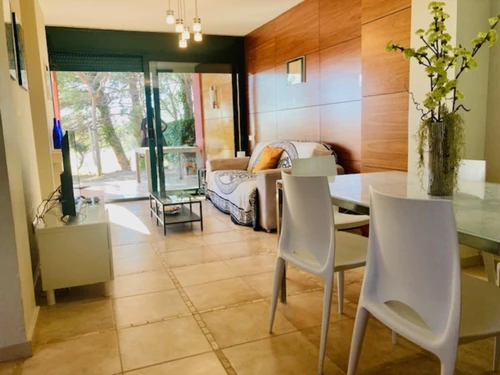 Casa Mont-roig del Camp, 4 dormitorios, 8 personas - photo_1011581038185