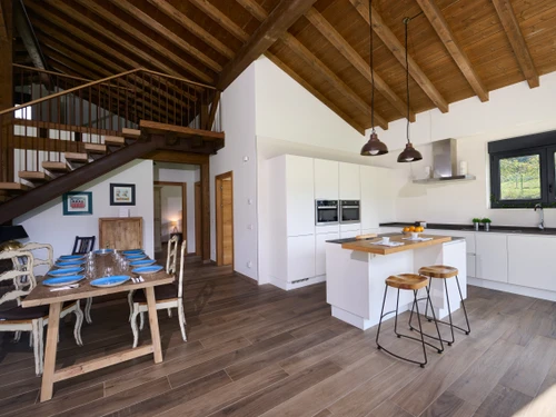 Villa Zeanuri, 3 Schlafzimmer, 8 Personen - photo_1011713050826