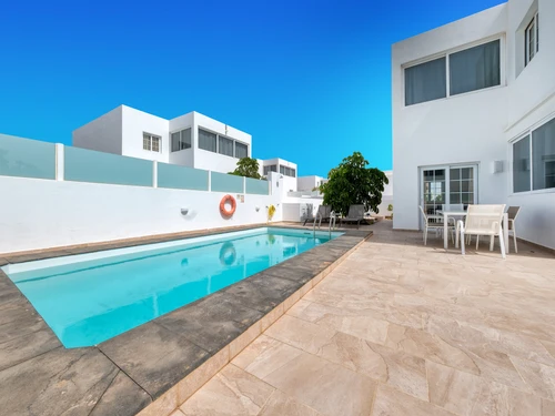 Villa Playa Blanca, 3 bedrooms, 6 persons - photo_1011713122623