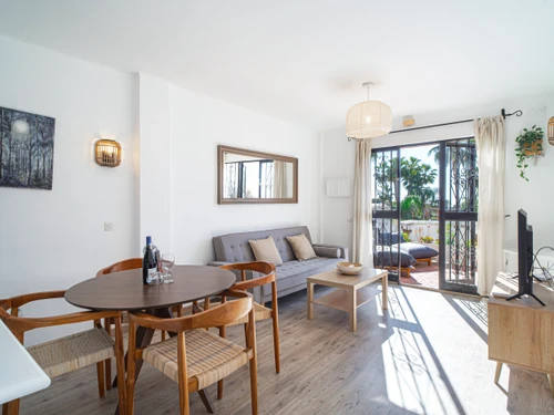 Apartamento Nerja, 2 dormitorios, 4 personas - photo_1011713130165