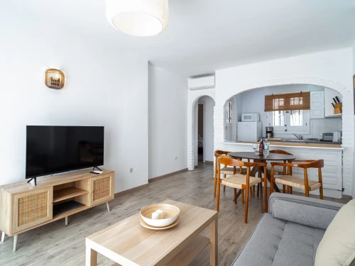 Apartamento Nerja, 2 dormitorios, 4 personas - photo_1011713130165