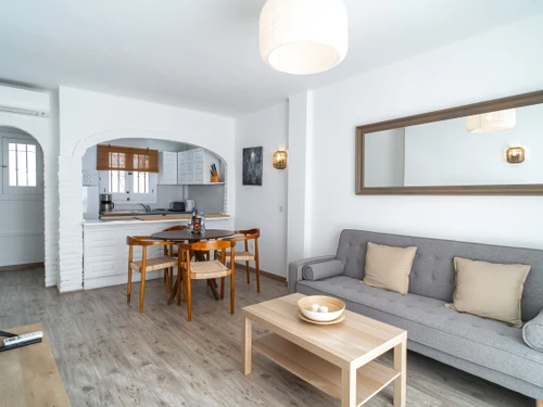 Apartamento Nerja, 2 dormitorios, 4 personas - photo_1011713130165