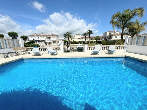 Villa Empuriabrava, 4 bedrooms, 9 persons - photo_1011715055947