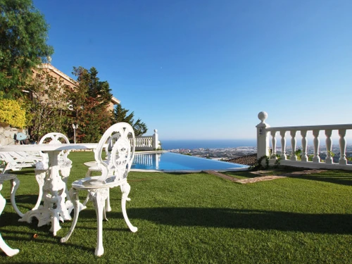 Villa Cabrils, 4 bedrooms, 10 persons - photo_1011715059643