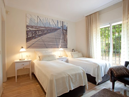 Apartamento Marbella, 2 dormitorios, 4 personas - photo_1011715499144