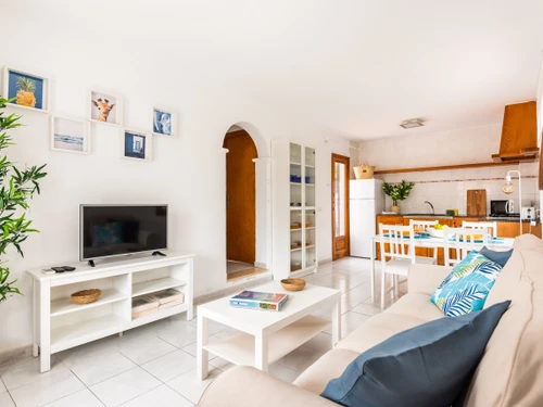 Apartment Cala Blanca, 2 bedrooms, 4 persons - photo_1011715530213