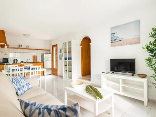 Apartment Cala Blanca, 2 bedrooms, 4 persons - photo_1011715530936