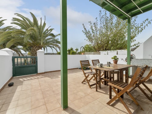 Villa Costa Teguise, 4 bedrooms, 7 persons - photo_1011716897522
