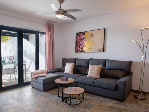 Villa Playa Blanca, 2 bedrooms, 4 persons - photo_1011716899071