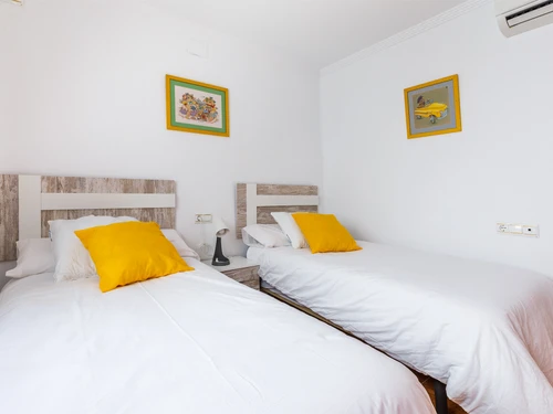 Apartment Torre del Mar, 2 bedrooms, 4 persons - photo_1011716901787