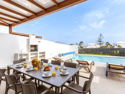 Villa Playa Blanca, 5 pièces, 8 personnes - photo_1011716904580