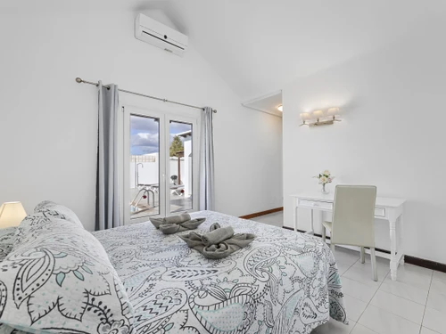 Villa Puerto del Carmen, 3 bedrooms, 6 persons - photo_1011716909054