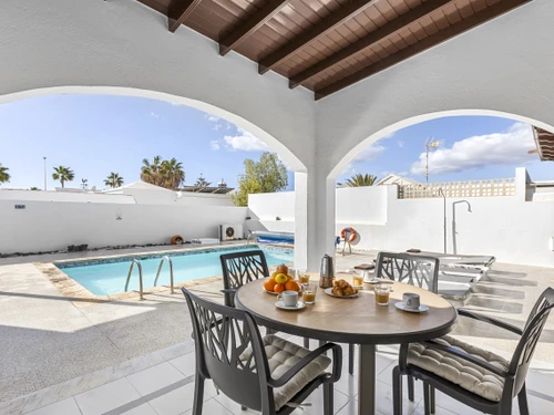 Villa Puerto del Carmen, 3 bedrooms, 6 persons - photo_1011716909054