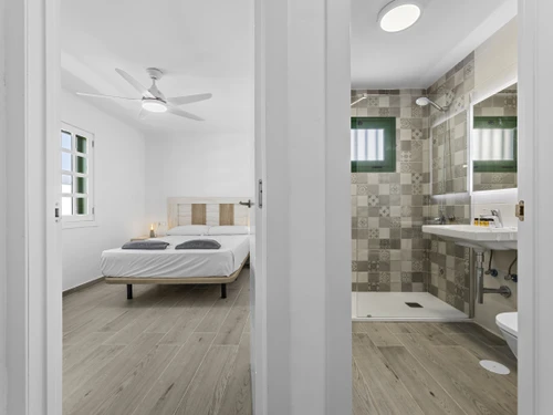 Apartment Puerto del Carmen, 2 bedrooms, 4 persons - photo_1011716912175