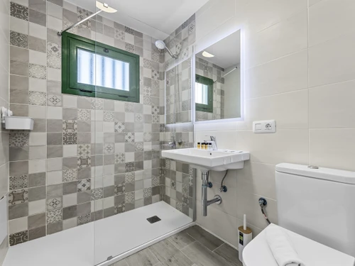 Apartment Puerto del Carmen, 2 bedrooms, 4 persons - photo_1011716912175