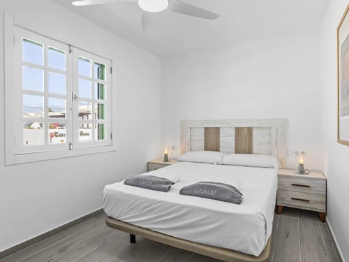 Apartment Puerto del Carmen, 2 bedrooms, 4 persons - photo_1011716912175