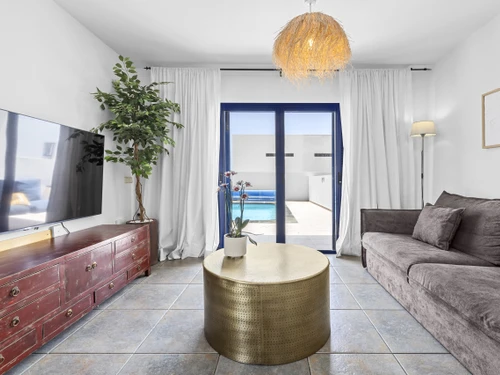 Villa Playa Blanca, 2 bedrooms, 4 persons - photo_1011716914939