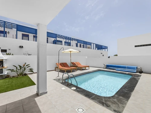 Villa Playa Blanca, 2 bedrooms, 4 persons - photo_1011716914939