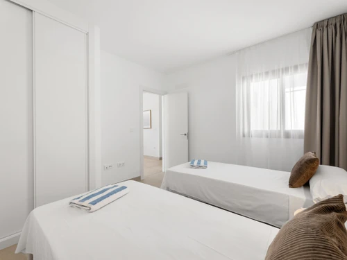 Villa Playa Blanca, 4 bedrooms, 8 persons - photo_1011716916611