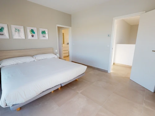 Apartamento Oliva, 3 dormitorios, 6 personas - photo_1011719081705