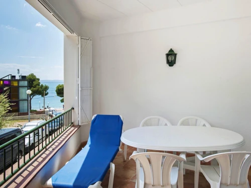 Apartment Roses, 2 bedrooms, 6 persons - photo_1011719778052