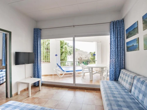 Apartment Roses, 2 bedrooms, 6 persons - photo_1011719778052