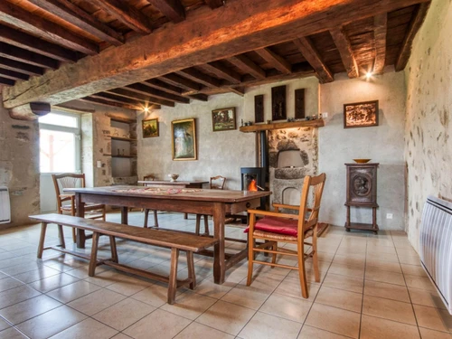 Gîte Saint-Péreuse, 4 pièces, 6 personnes - photo_1011695357255