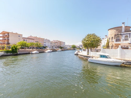 Villa Empuriabrava, 6 pièces, 10 personnes - photo_1011720231554