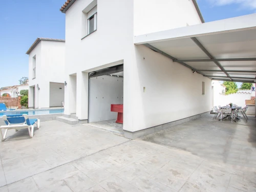 Villa Empuriabrava, 5 pièces, 8 personnes - photo_1011720232201