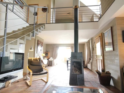 Gîte Marigny-l'Église, 5 pièces, 8 personnes - photo_1011695335768