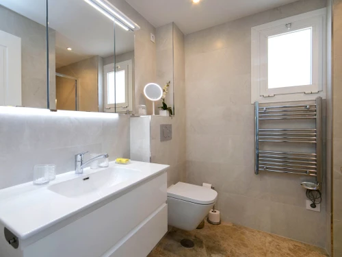 Ferienwohnung Calp, 2 Schlafzimmer, 3 Personen - photo_15952582259