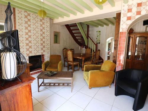 Gîte Moutiers-en-Puisaye, 5 pièces, 7 personnes - photo_1011695379073