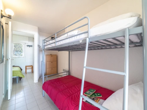 Apartment Six-Fours-les-Plages, 1 bedroom, 4 persons - photo_13937776540