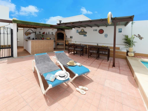 Apartment Tías, 2 bedrooms, 4 persons - photo_1011679712454