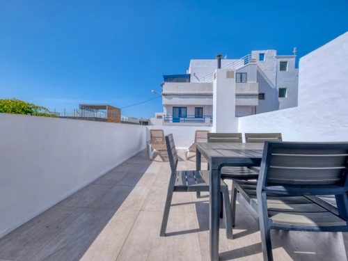 Villa Puerto del Carmen, 2 bedrooms, 4 persons - photo_1011741299977